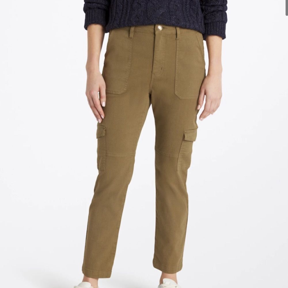 COSMIC BLUE LOVE
Serena Cargo‎ High Rise Straight Leg Cargo Pant 10P Olive NWT